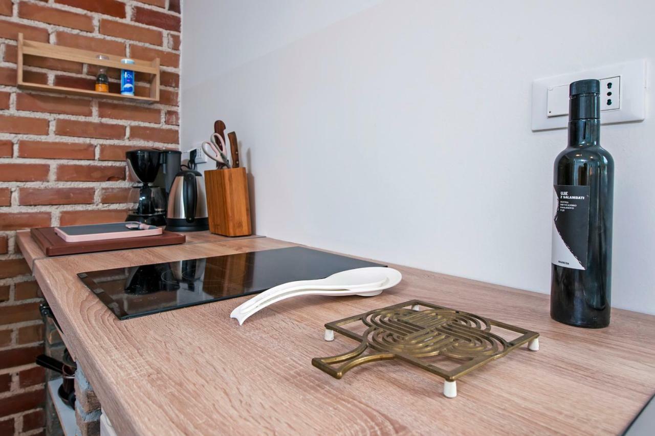 Paola Cozy Apartment Rovinj Exterior photo